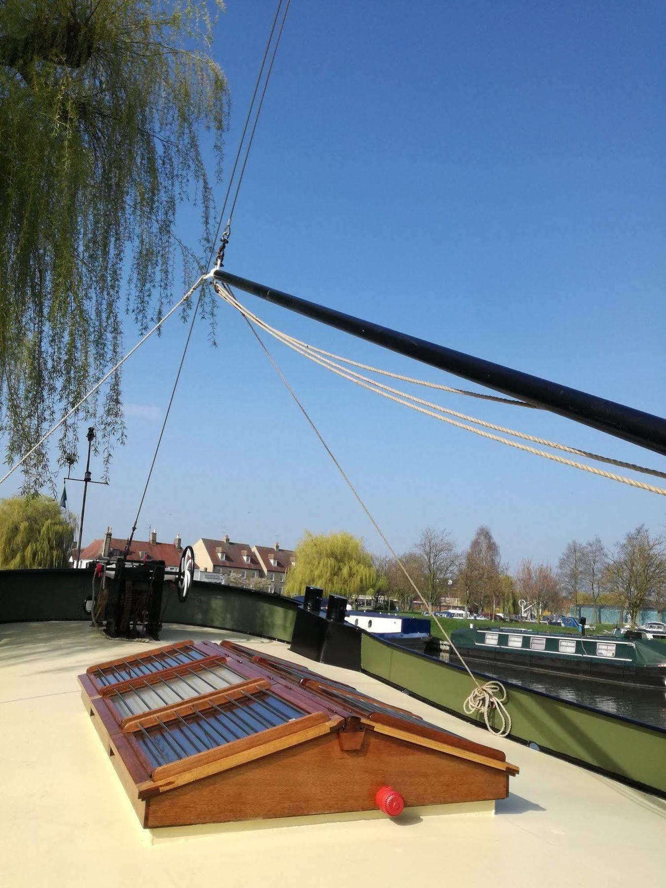 Hotel Barge Waternimf Ely Ngoại thất bức ảnh